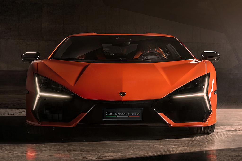 لامبورگینی رویولتو